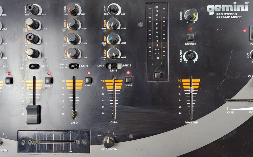 Gemini Pro Stereo Preamp Mixer PS-700 Pro Mixer