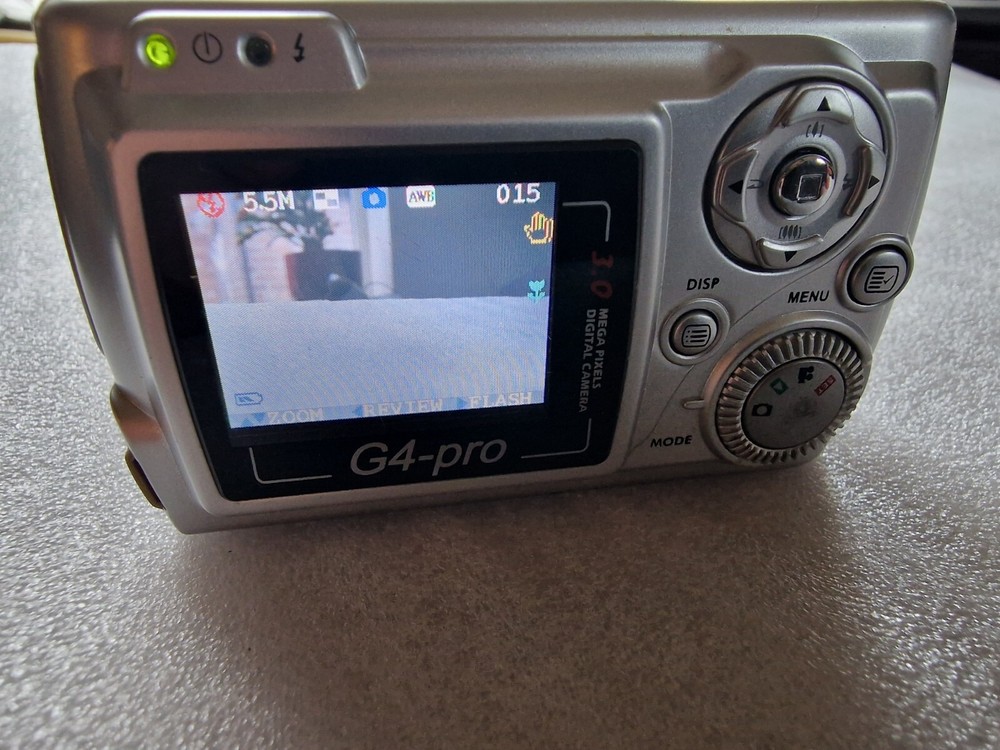 Dnt G4-pro Digital Camera 3 Mp Power On Not Fully Tested Read Description