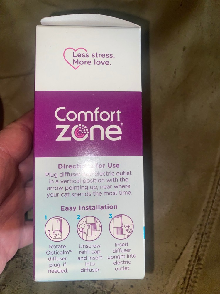 Comfort Zone Single & Multi-Cat Calming Kit. 2 Plug In & 2 Phermone Refils