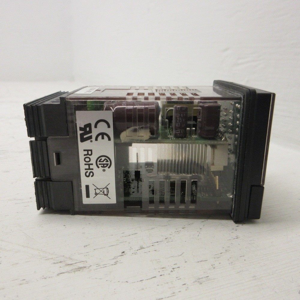 intelliTRACE CD9300ZA Temperature Controller Digital 4 Digit Display CD93OOZA