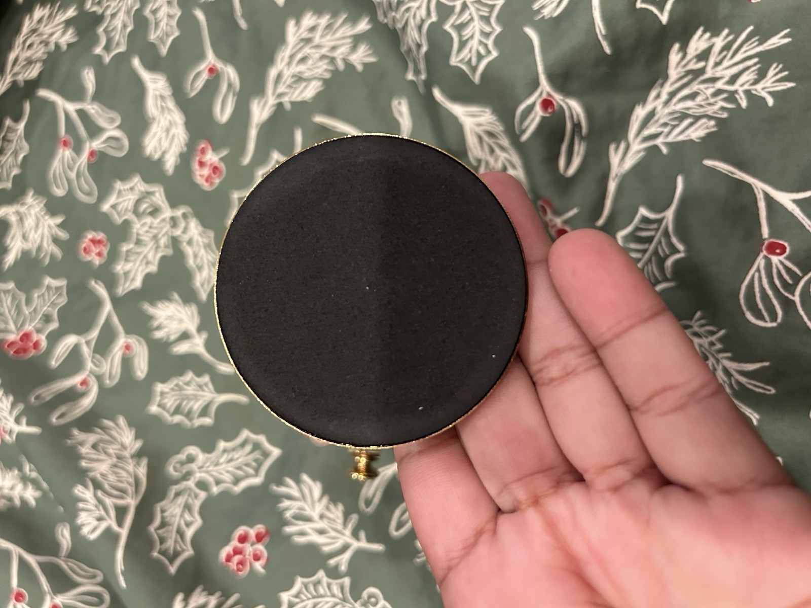 Pottery Barns Teen: Harry Potter Time Turner/Hour Glass clock