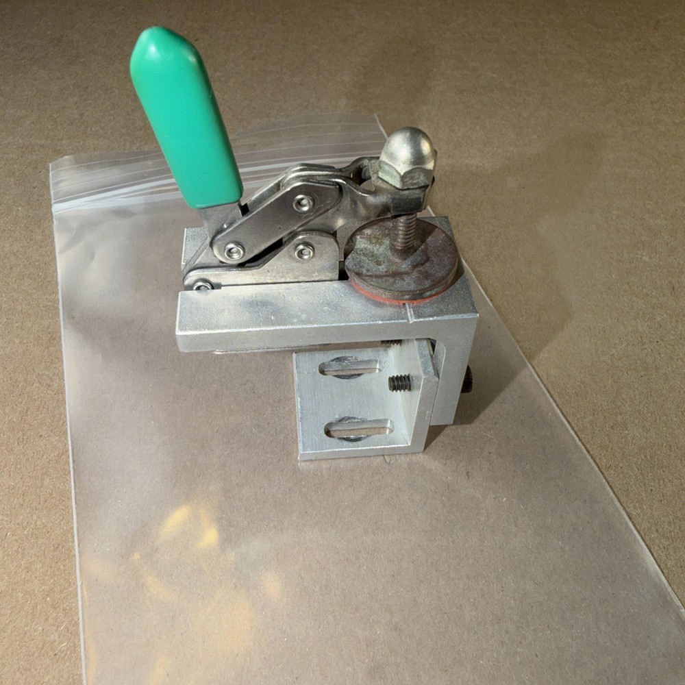 Surface Mount Capillary Micropipette Holder Clamp Adjustable Lab Fixture