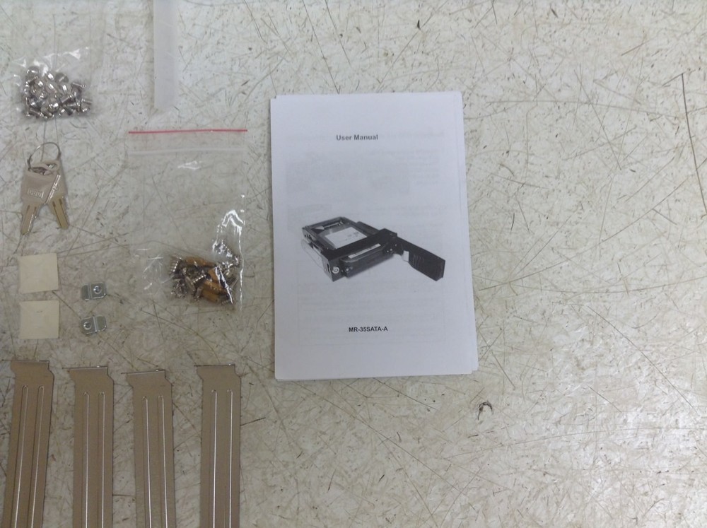 Fantec MR-35SATA-A Mobile Rack Assembly MR35SATAA New