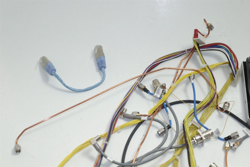 Anritsu MG3700A Vector Signal Generator 250KHz - 3GHz Cables