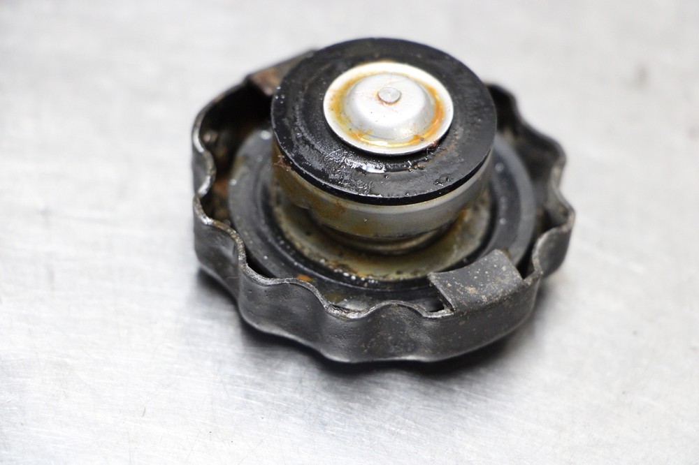 97-03 Ducati ST2 944 Engine Radiator Cap
