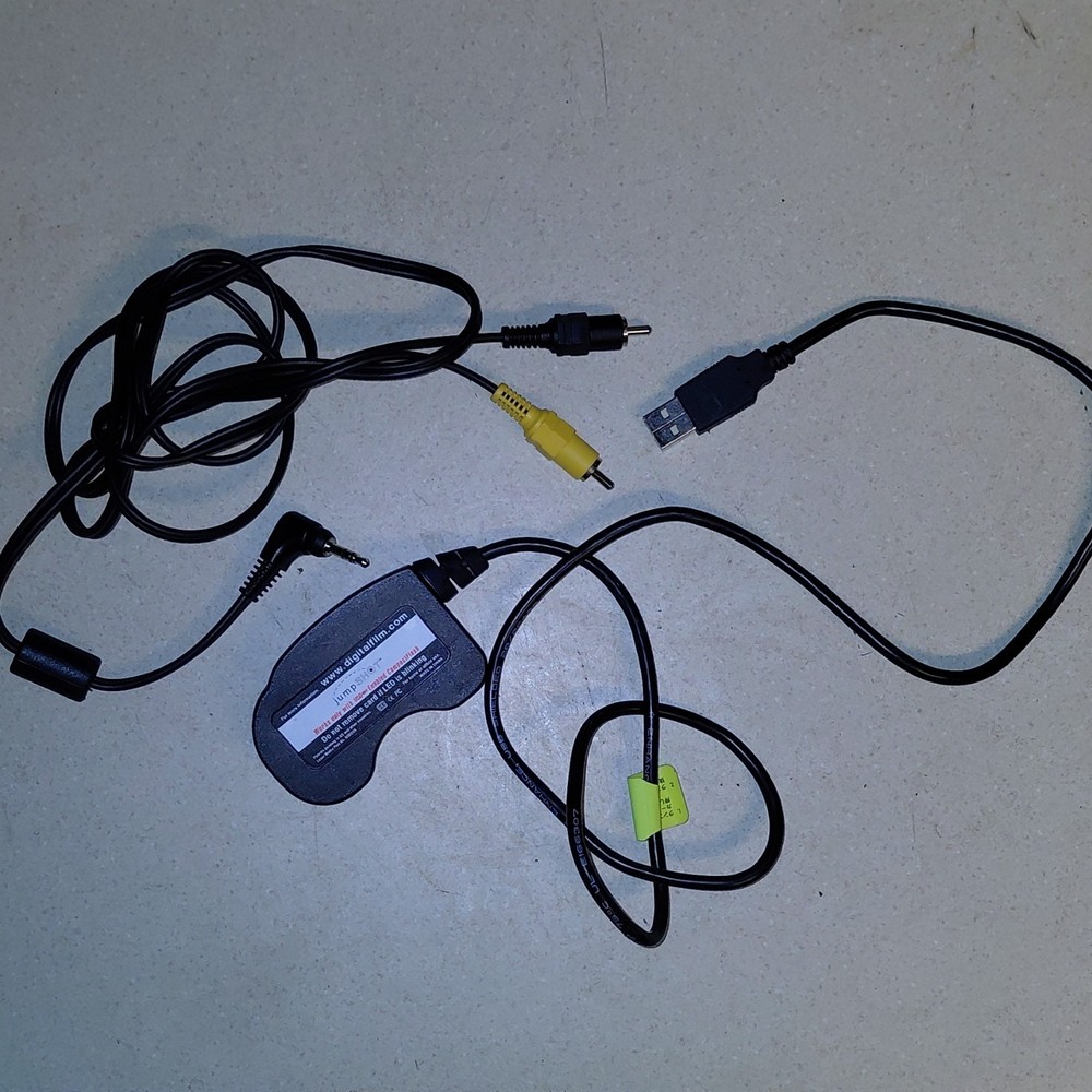 Lexar Media USB CompactFlash Card Reader JumpShot USB005 for CompactFlash Cards