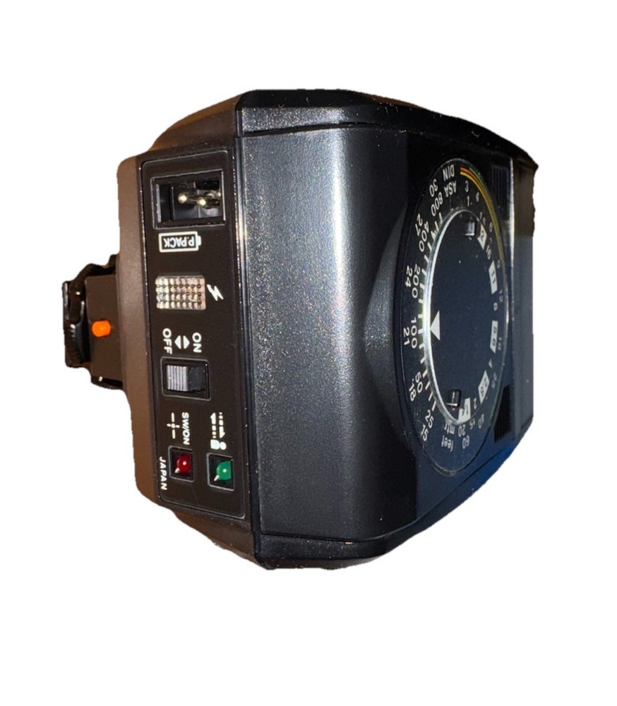 Albinar 100AT Thyristor Automatic Flash w/ Bounce Device GN30ASA 100 Never Used