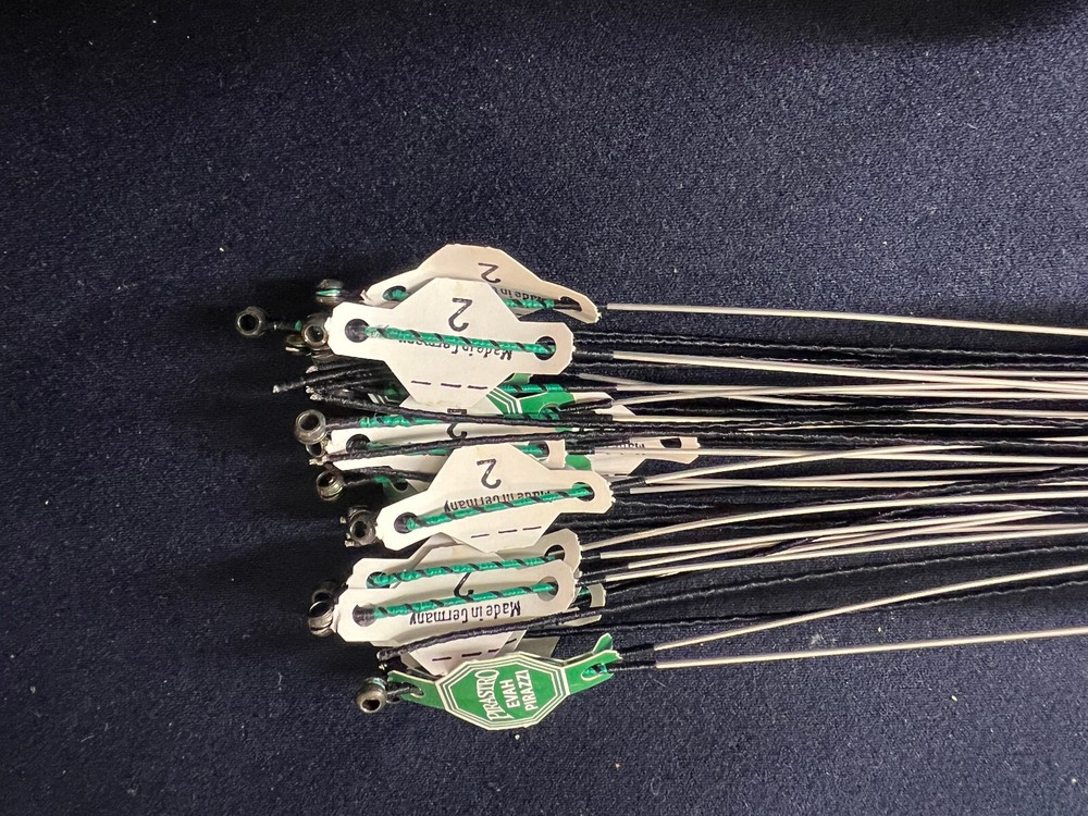 Pirastro Evah Pirazzi Violin A String, Medium Gauge, Straight Pack