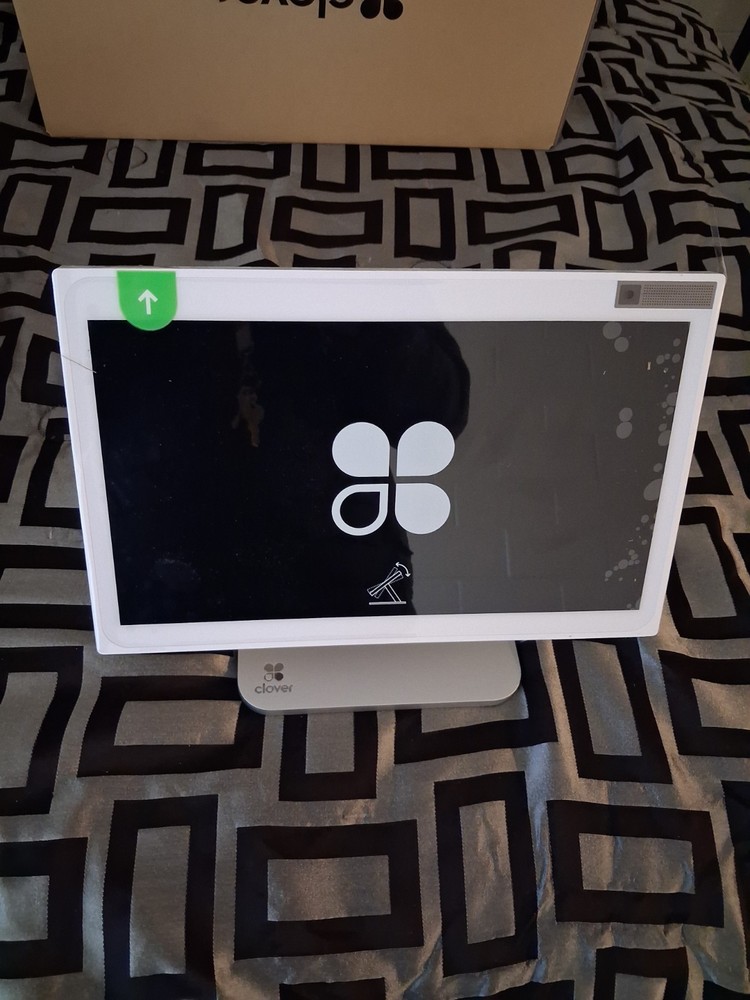 Clover Retail POS System Touchscreen Terminal and Accessories Bundle