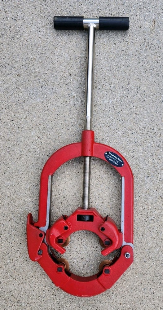 Hinged Pipe Cutter CAPACITY 4"-6" S/N: 20672091 NICE-LOOKING!!