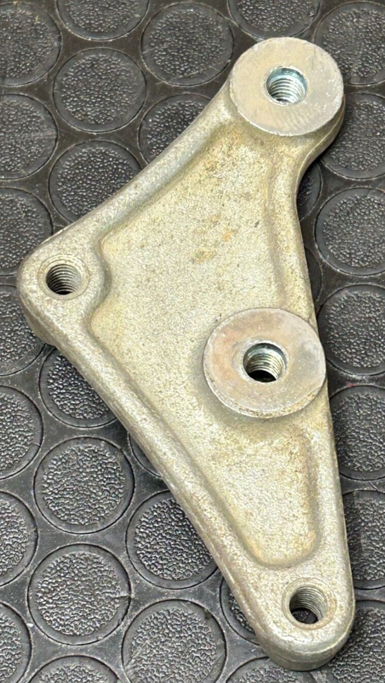 88-02 YAMAHA BLASTER YFS200 OEM REAR BRAKE CALIPER STAY MOUNT BRACKET ✅FASTSHIP✅