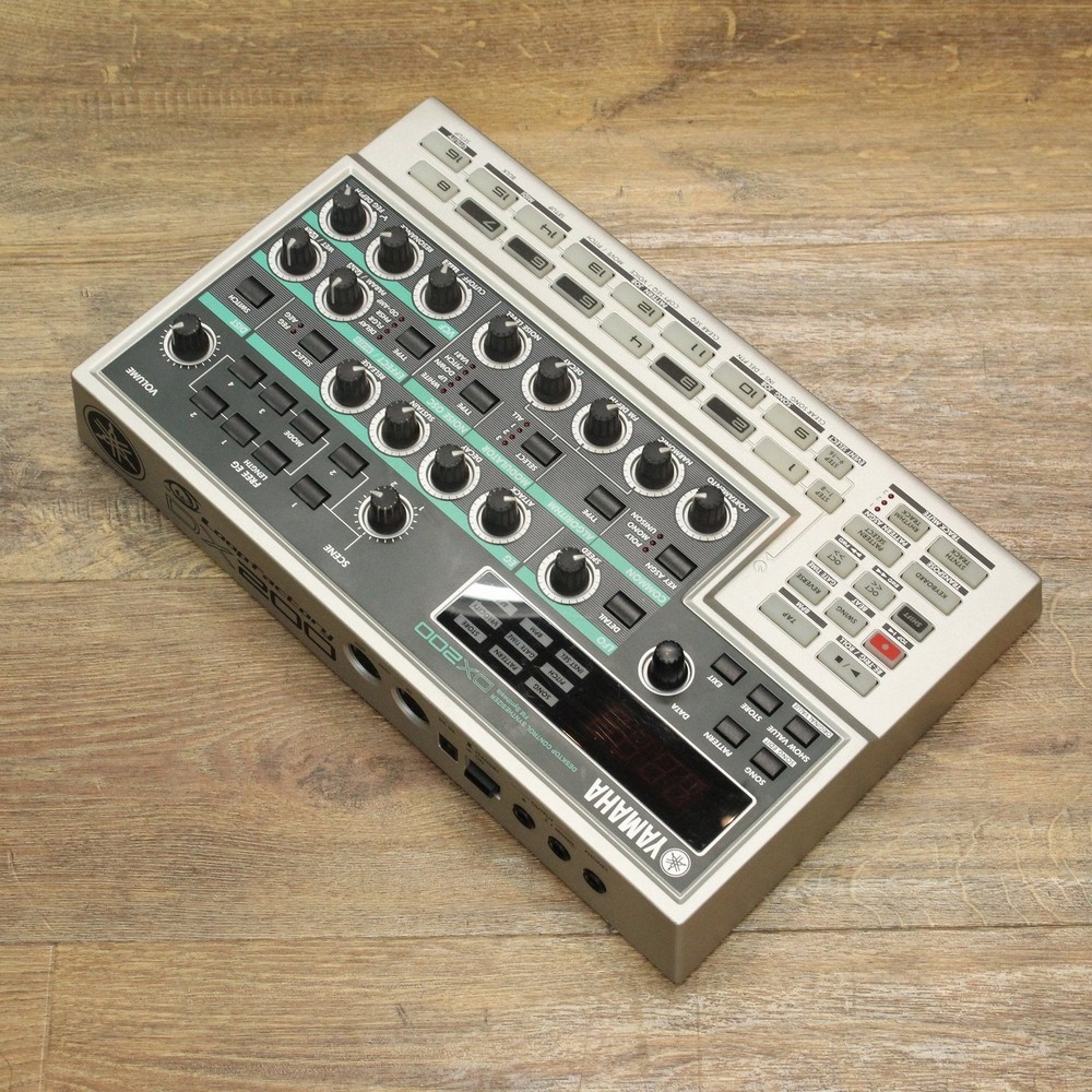 YAMAHA DX200 [HL01139]