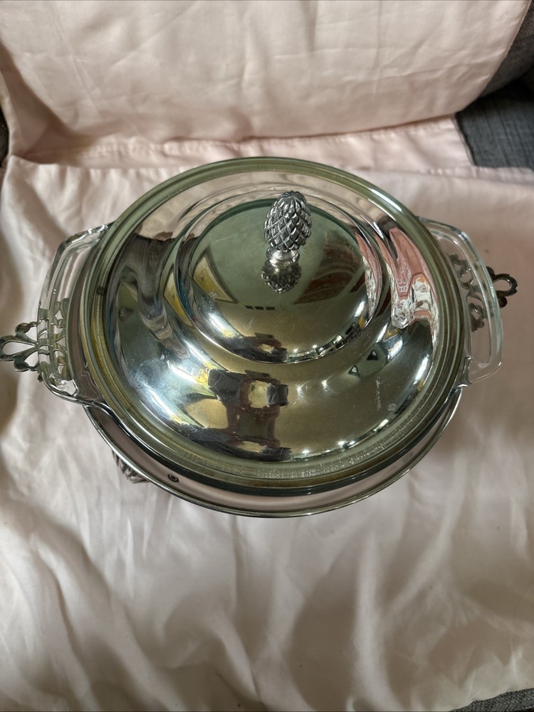 Silverplate Over Copper Covered Chafing Dish & 2QT Pyrex Insert-12” T