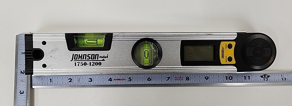 Johnson Level & Tool Model 1750-1200 Digital Angle Locator Digital Display, Used