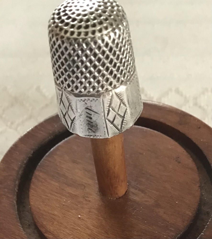 10 Panel Silver Thimble, Size 6, “Anne” Engraved
