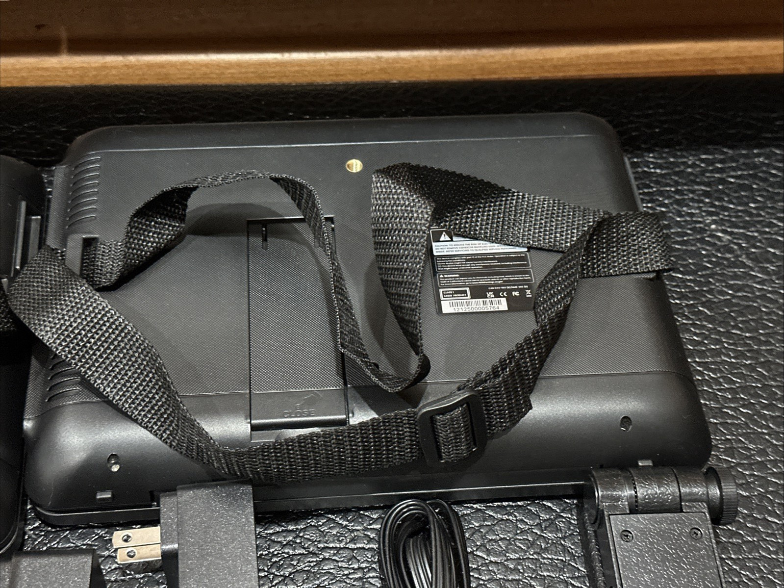 Dual Screen 10.5" Portable DVD Players for Car - 5-Hour Battery, USB/SD Support