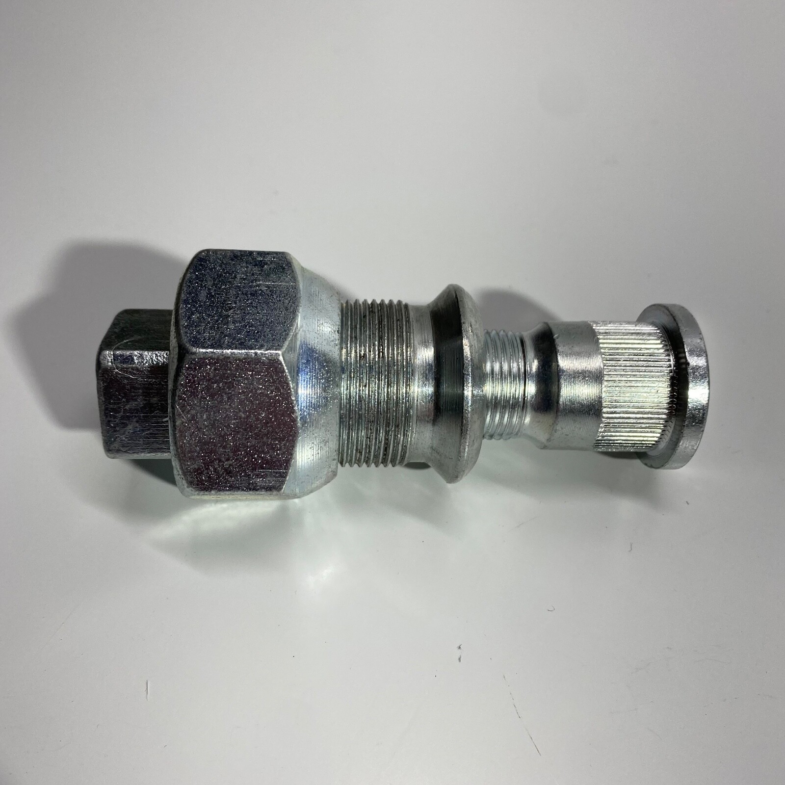 Wheel Nut + Stud Kit Rear Left Right 12Pcs ISUZU NPR NQR NPR-HD NRR 8971476142