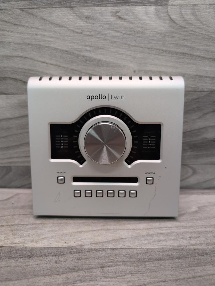 Universal Audio Apollo Twin Desktop Audio Interface (A1D024035)