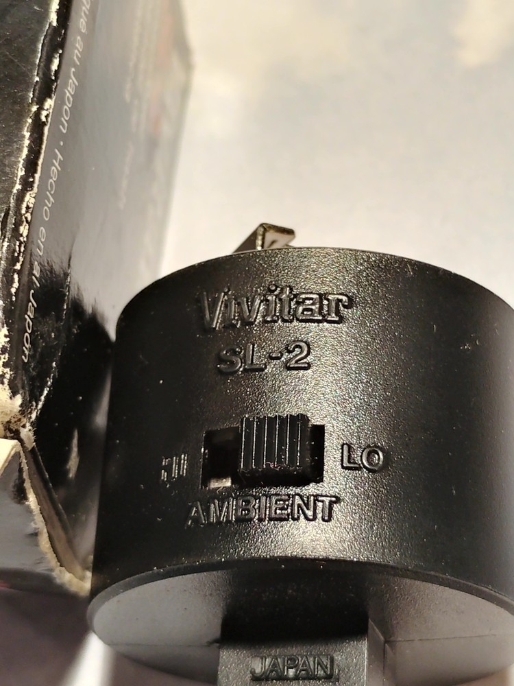 Vivitar SL 2 Flash Light Slave Remote Flash Trigger w/Instructions