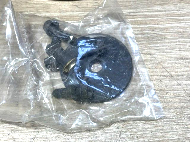 NOS Standard DR-456 Distributor Cap