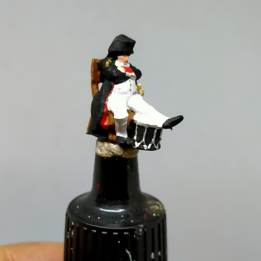 Napoleon HO 1:87 miniature figure not preiser