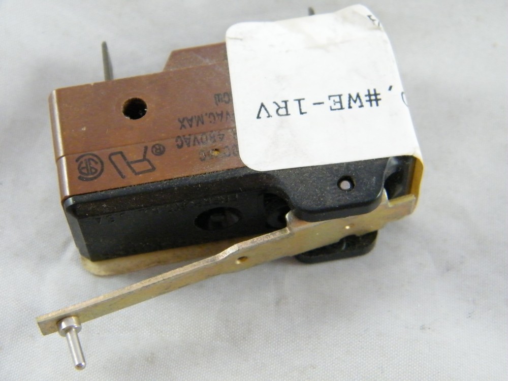 NEW ~ MICRO ~ SWITCH ~ NORMALLY CLOSED ~ PART # WE-1RV41-D6
