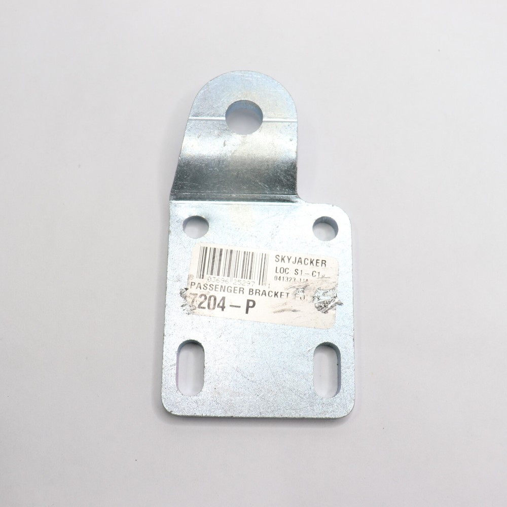 Skyjacker Passenger Bracket Steel 7204-P