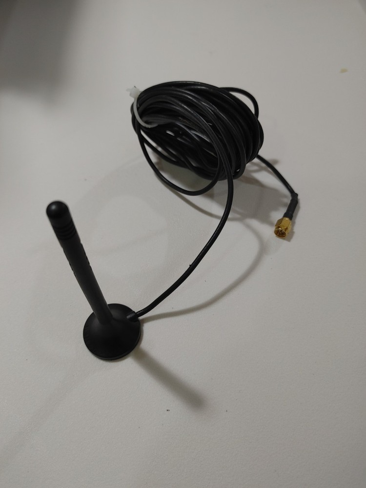 Wilson Electronics 301126 4 inch Mini Magnet Mount Antenna