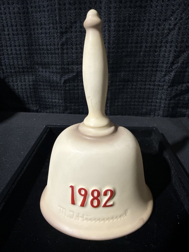 Vintage 1982 Hummel Bell