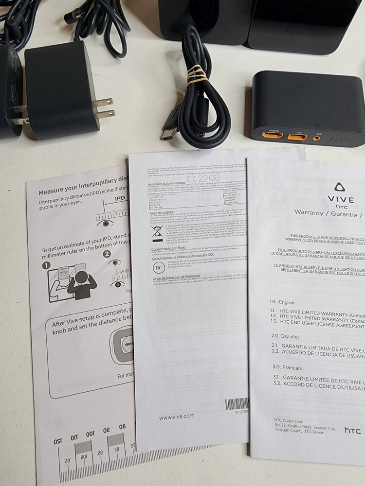 HTC Vive Virtual Reality Headset System 1st Generation - Black