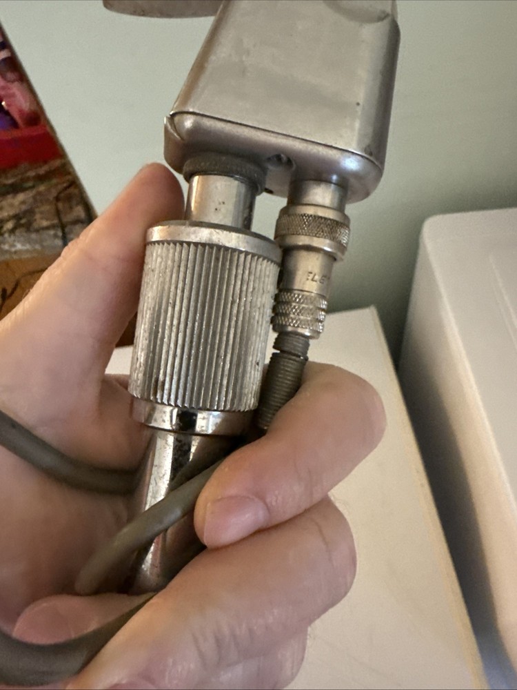 VINTAGE 1940s TURNER 33D DYNAMIC MICROPHONE With Cable And Stand Untested