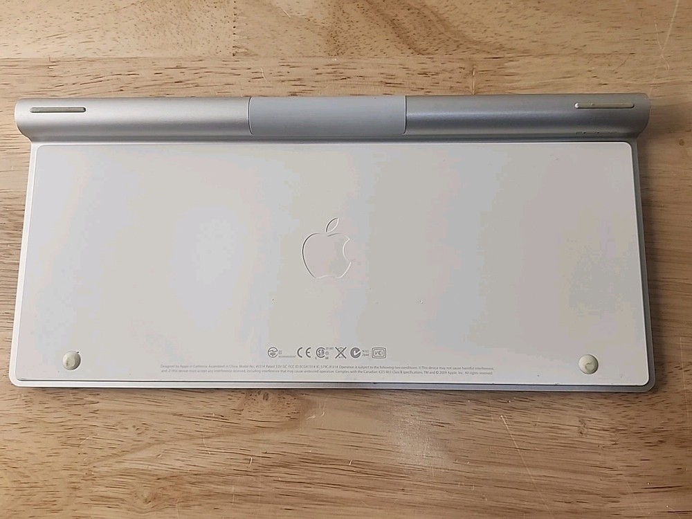 Bundle Apple A1314 Magic Keyboard Bluetooth Magic Mouse A1657 / Free Shipping