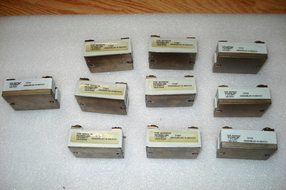 (Lot of 10) IDEC RSSAN-25A Solid State Relays