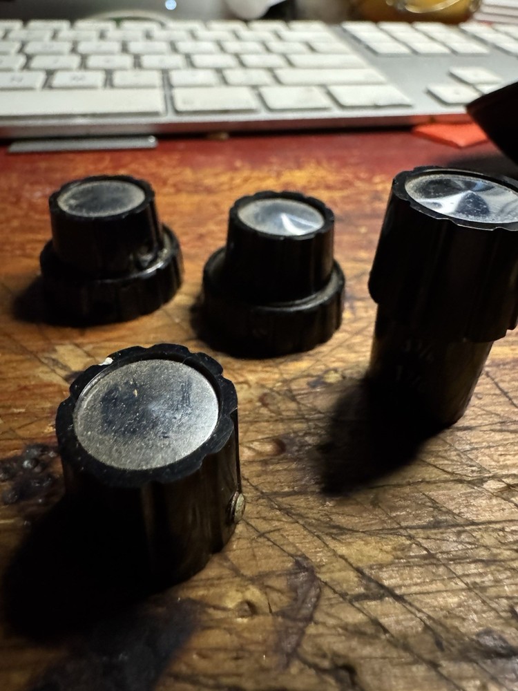 UHER Universal , Reel to Reel Recorder Front Knobs 6 pieces 4 knobs