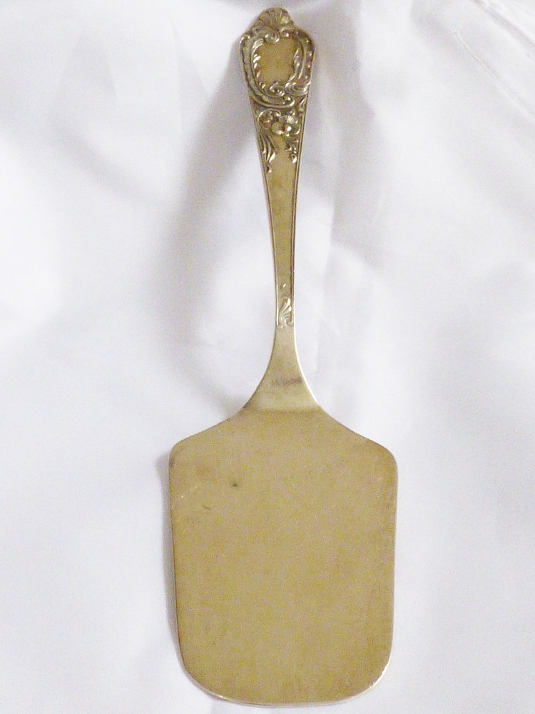 VTG MID CENTURY RUSSIAN 875 SOLID STERLING SILVER CAKE PIE SERVER SERVING PIECE
