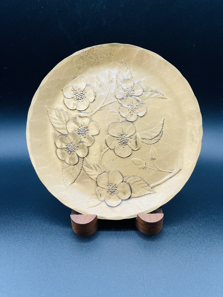 Wendell August Forge Solid Bronze Flowers Hand Made Dish Display Stand 4”