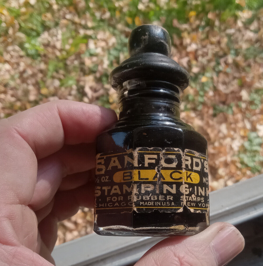SANFORD'S CHICAGO NY EMB WITH LABEL SANFORD'S BLACK STAMPING INK 8 SIDED BOTTLE