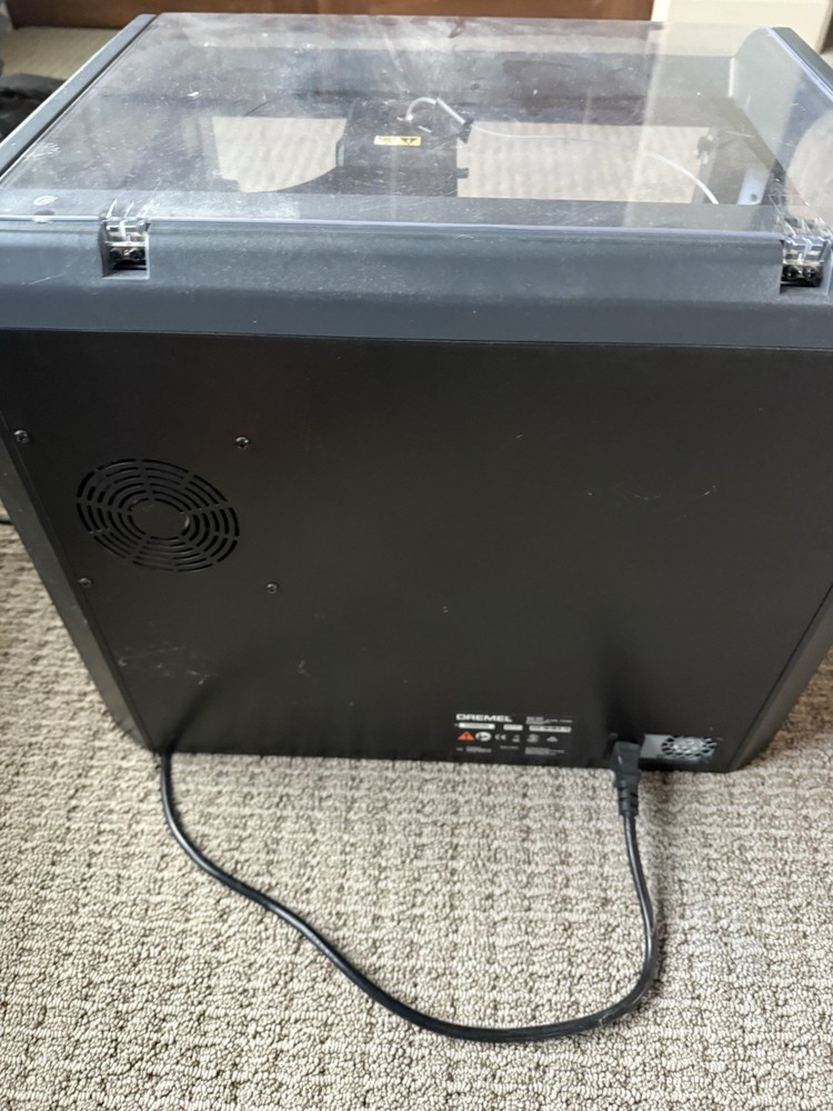 Dremel 3D Printer - 3D45 In Perfect Working Condition.