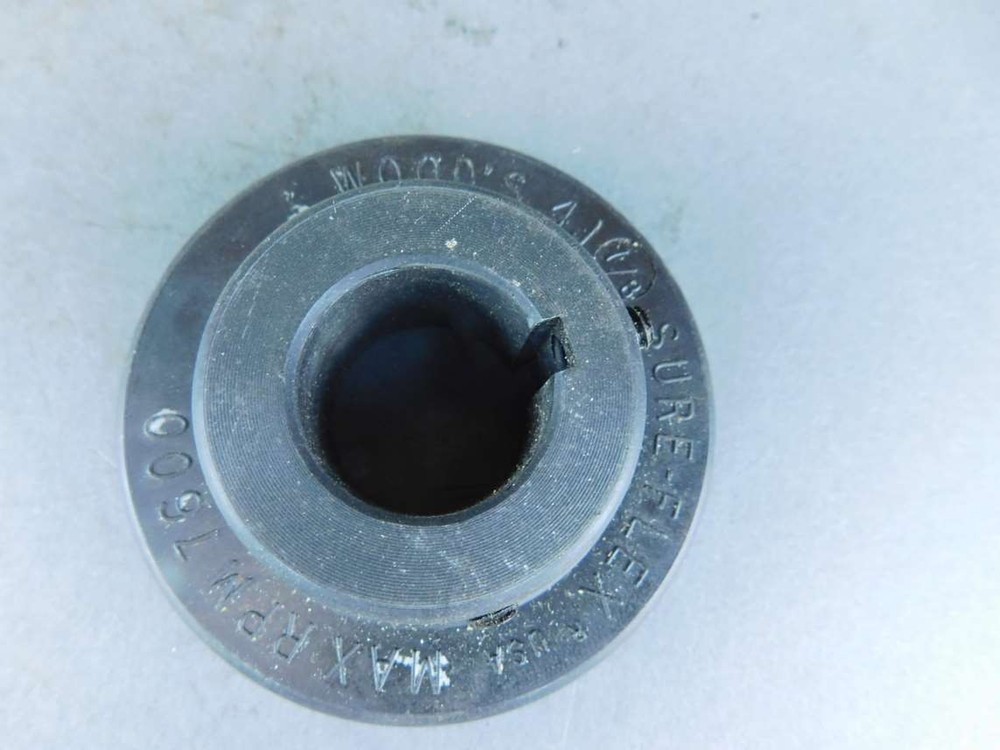 Woods .875" Sure Flex Fixed Bore Sleeve Coupling Flange 4J - NEW Surplus!