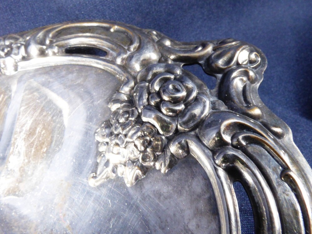 Vintage Community Scroll & Floral pattern Silver plate Dish Bowl