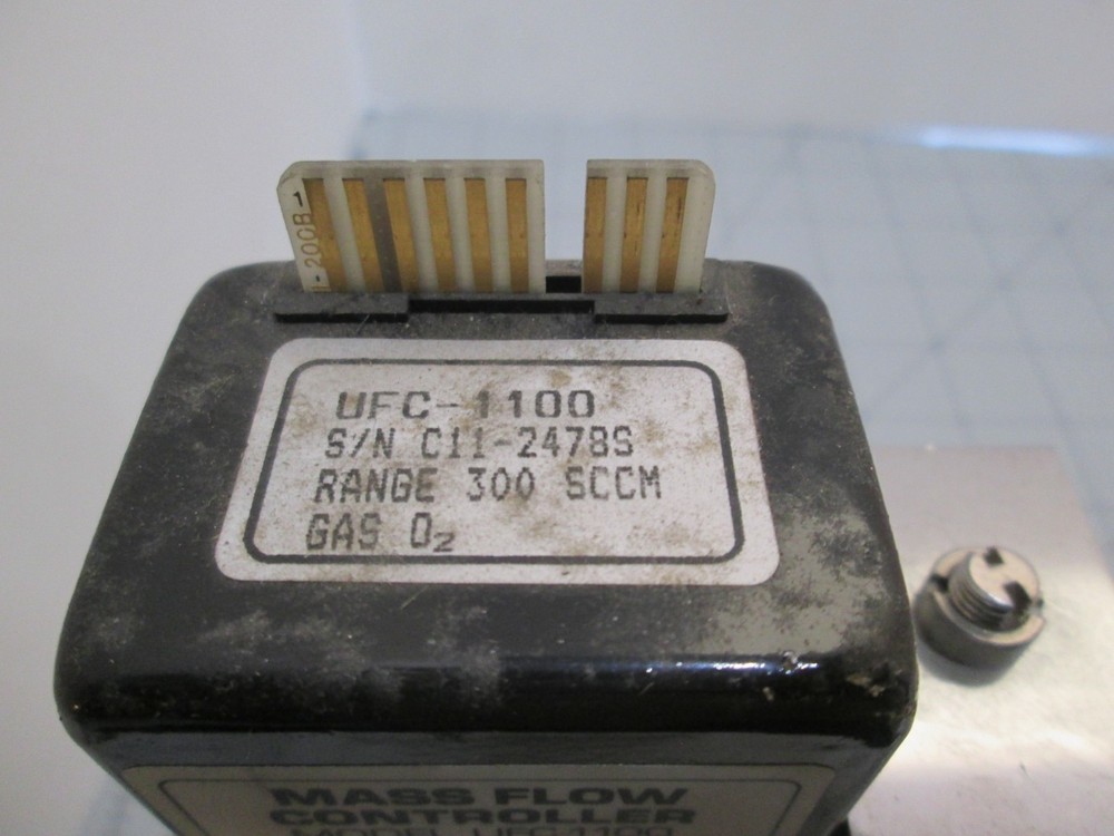 Unit, UFC-1100, O2, 300 SCCM, Mass Flow Controller, Used