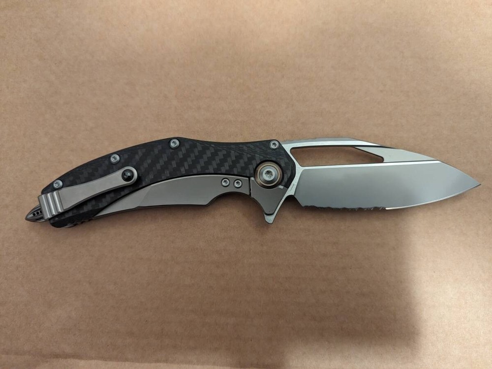 New Microtech Matrix Folding Knife Titanium Carbon Handle Glass Breaker