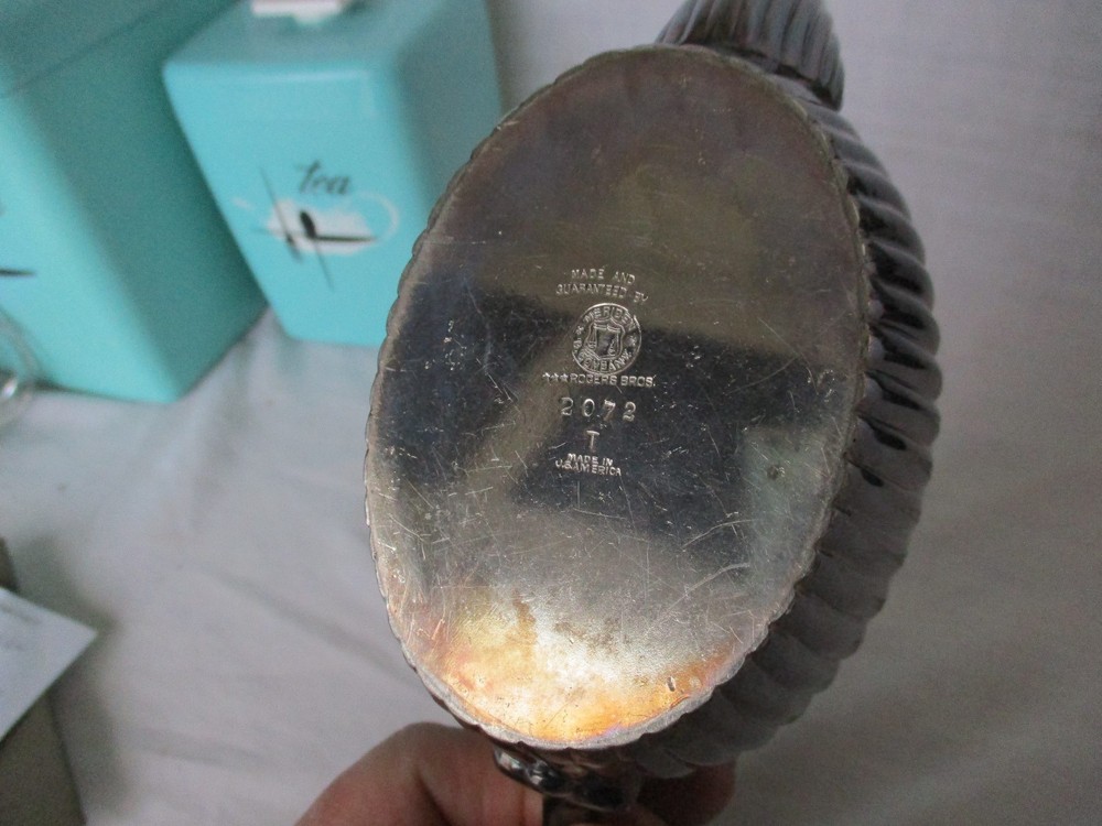 Vintage Meriden Britannia Co TEA POT Silverplate Rogers Bros 2072 MORE PCS *