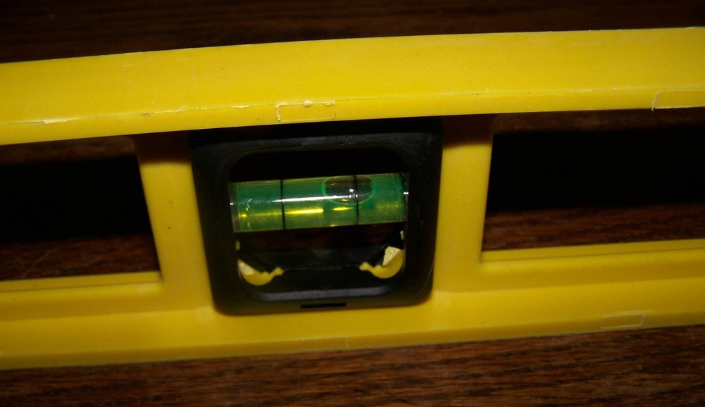 LEVEL - by Tool Bench -16"/40 cm with 3 bubble vials - NEW!