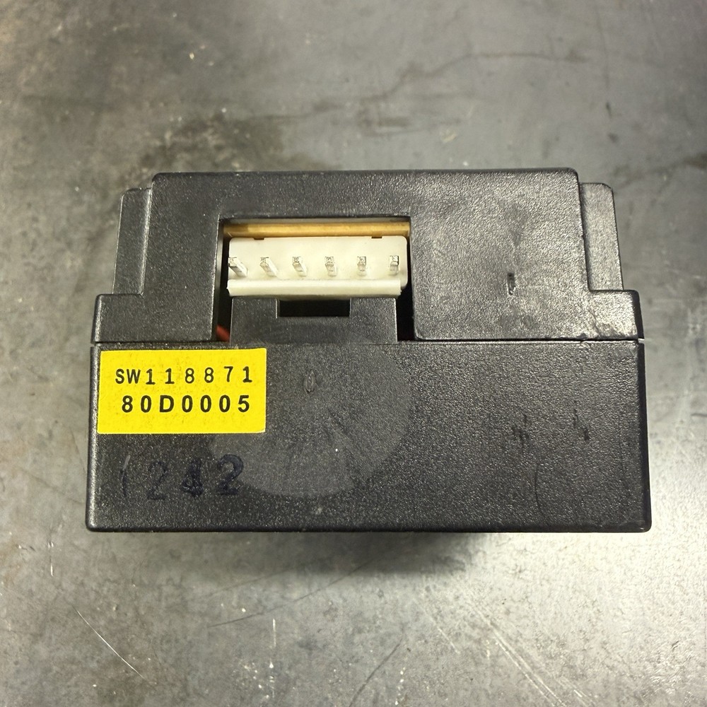 Signature Command Control Box 80D0005