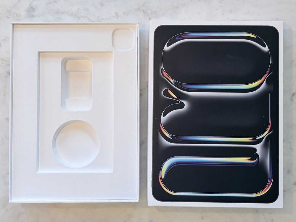 iPad Pro 11 M5 Wi-Fi 256GB Empty Box Only