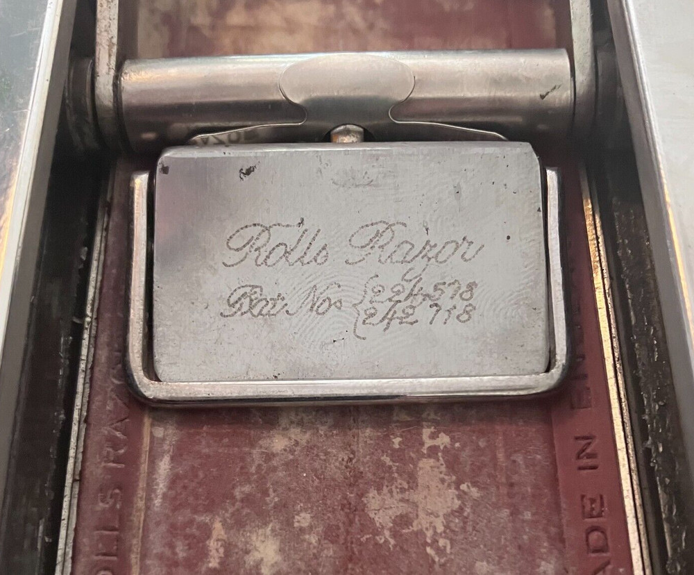 Rolls Razor Imperial No 2 in Original Box, box lid missing one side.