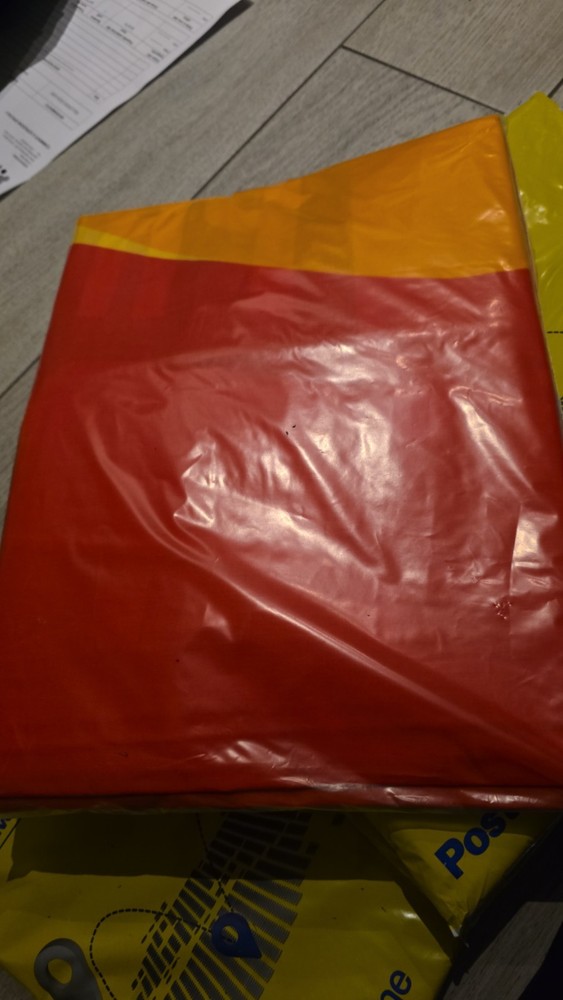 Pringles Branded Cotton Single Sheets Composite From Above And Pillowcase