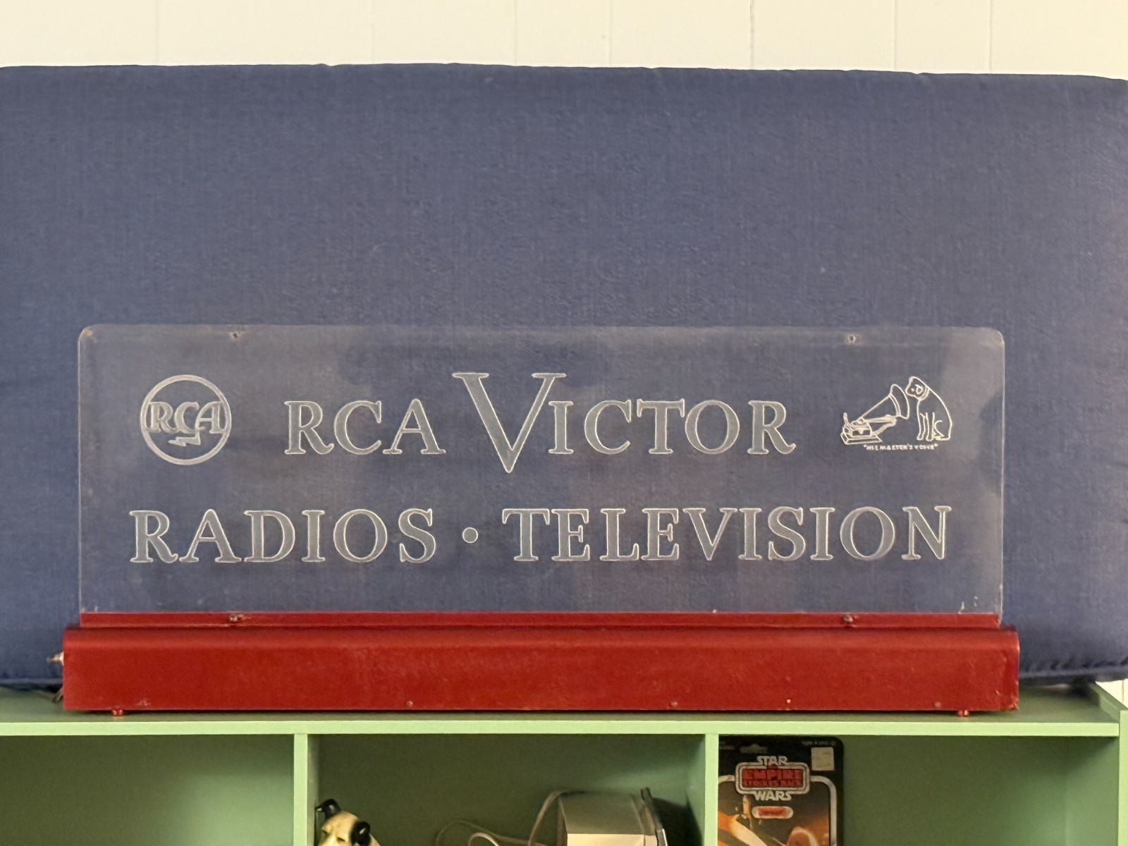 Vintage RCA Victor Radios Television Lighted Store Sign – Untested – Repainted