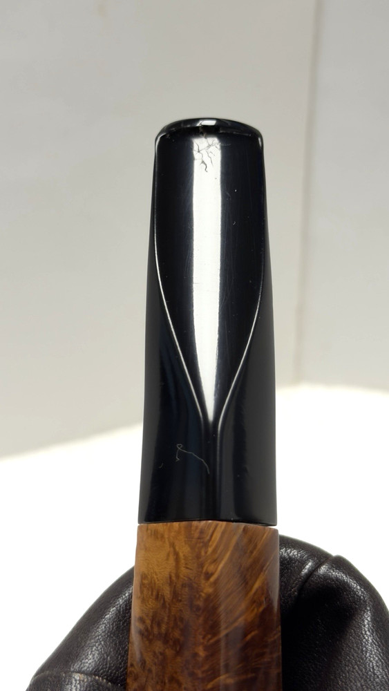 SAVINELLI 123 Smooth 1/8 Bent Pot w Triangular Shank